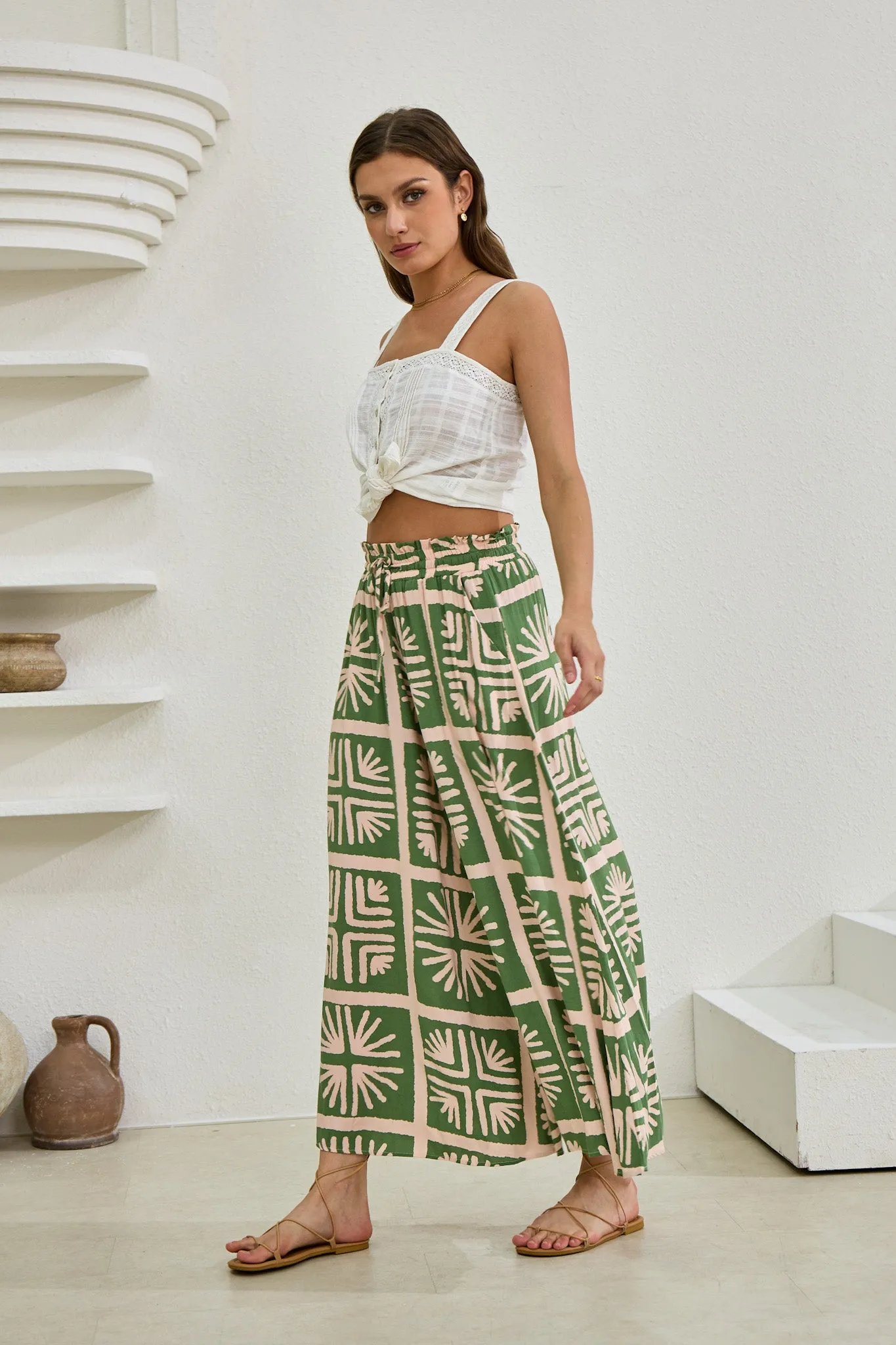 Ardenia Green Abstract Wide Leg Cropped Pants