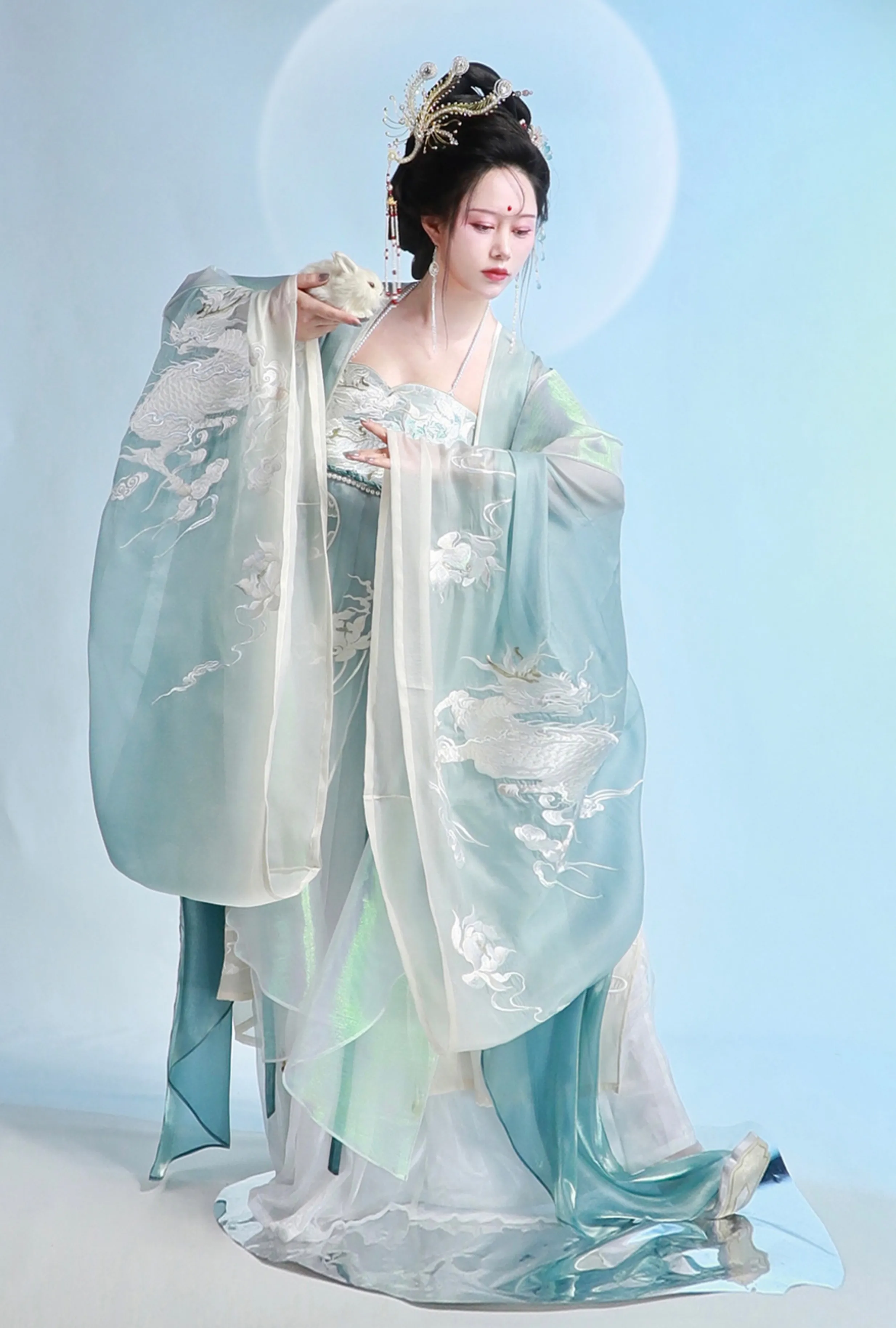 Aurora 水云天 Modernized Tang Dynasty Moon Goddess Heziqun Set