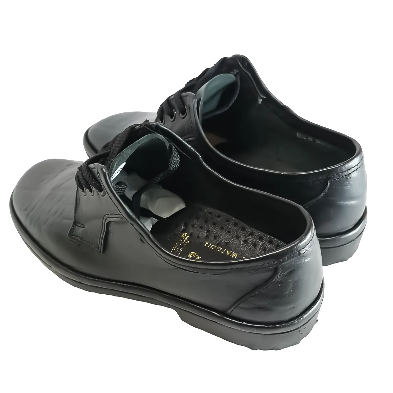 Grasshoppers Sierra Mid Tornado Black Shoe