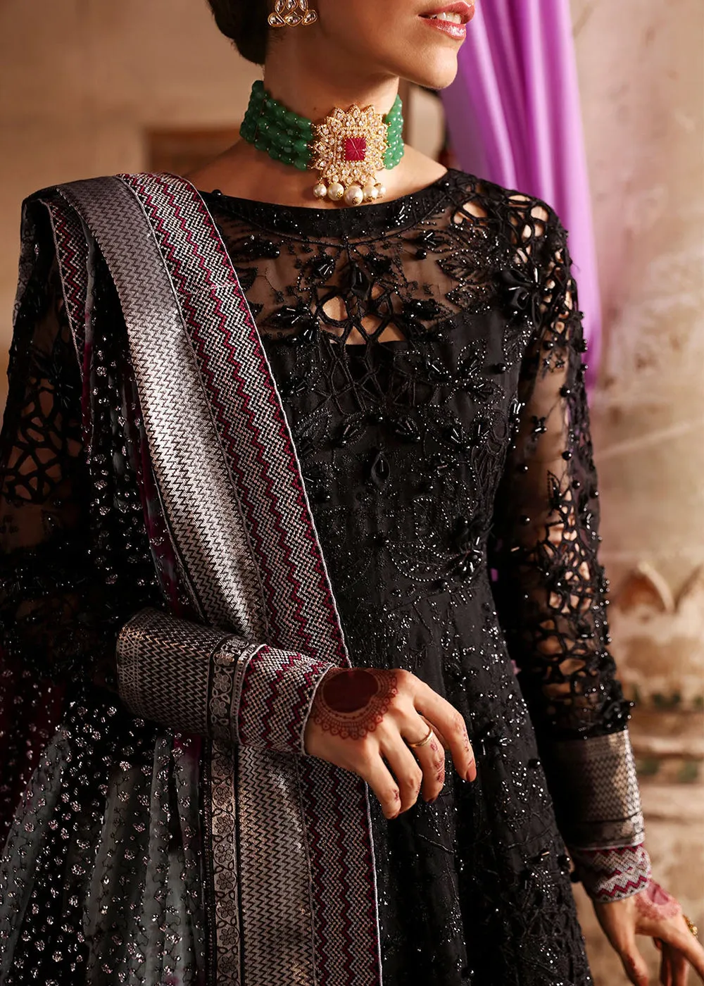 Jhoomro Wedding Luxury Formals '24 by Nureh | NL-73 MAYA