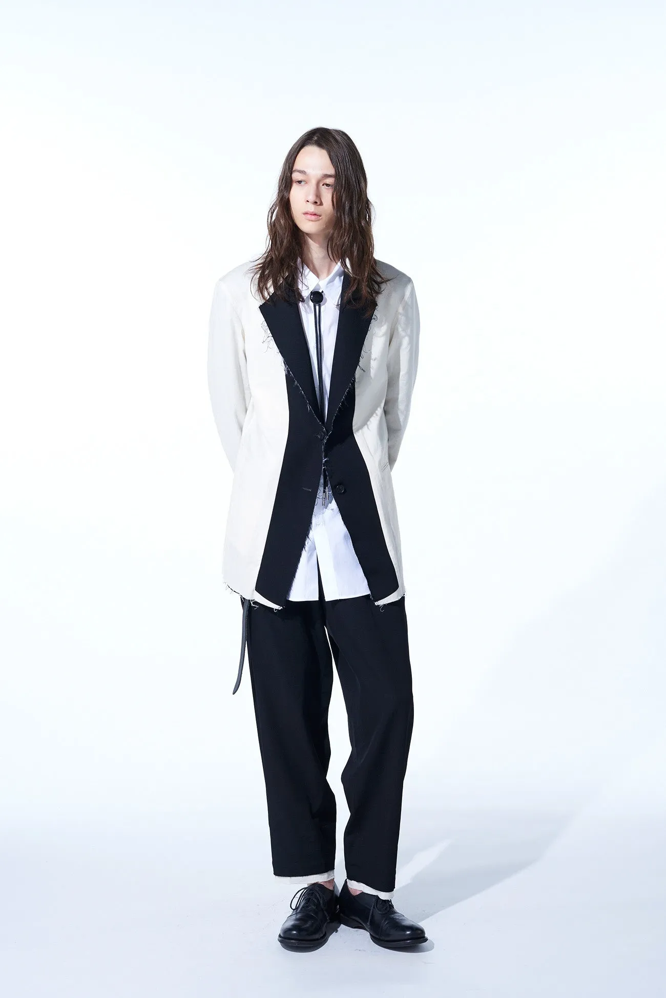 WASHER FINISHED WOOL GABARDINE REVERSIBLE JACKET WITH CUT-OUT DESIGN