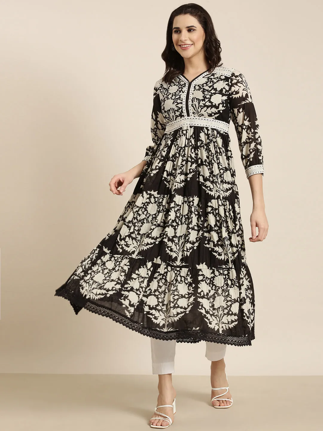 Women Anarkali Black Floral Kurta